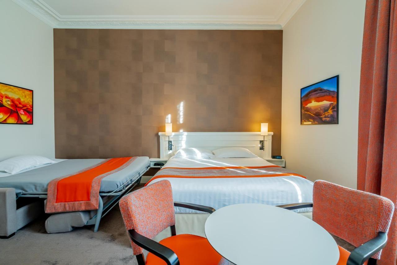 Best Western Hotel D'Arc Orleans Bagian luar foto