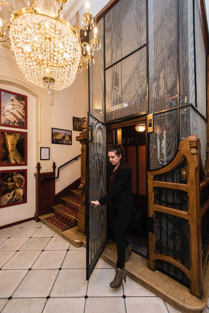 Best Western Hotel D'Arc Orleans Bagian luar foto